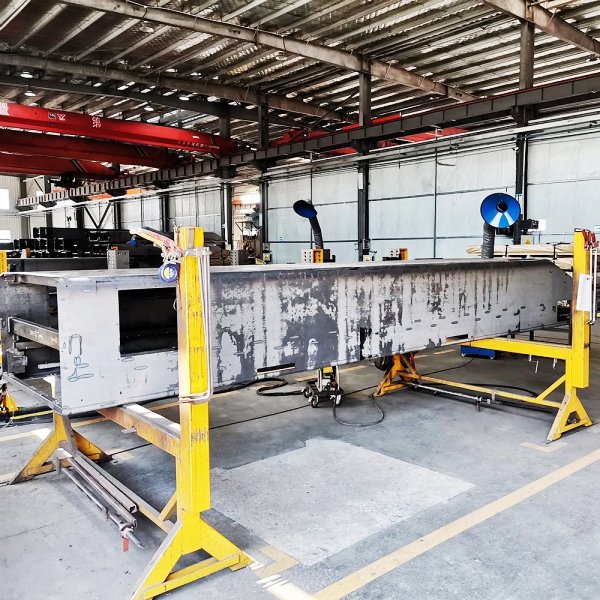 SWJIG welding tables and accessories provide precision and stability for large structure welding. Featuring a modular design with standardized hole systems, they enable flexible fixture positioning for perfect alignment and strong clamping. Made from durable steel, SWJIG solutions reduce distortion and setup time, improving welding accuracy, efficiency, and productivity in heavy-duty metal fabrication projects.